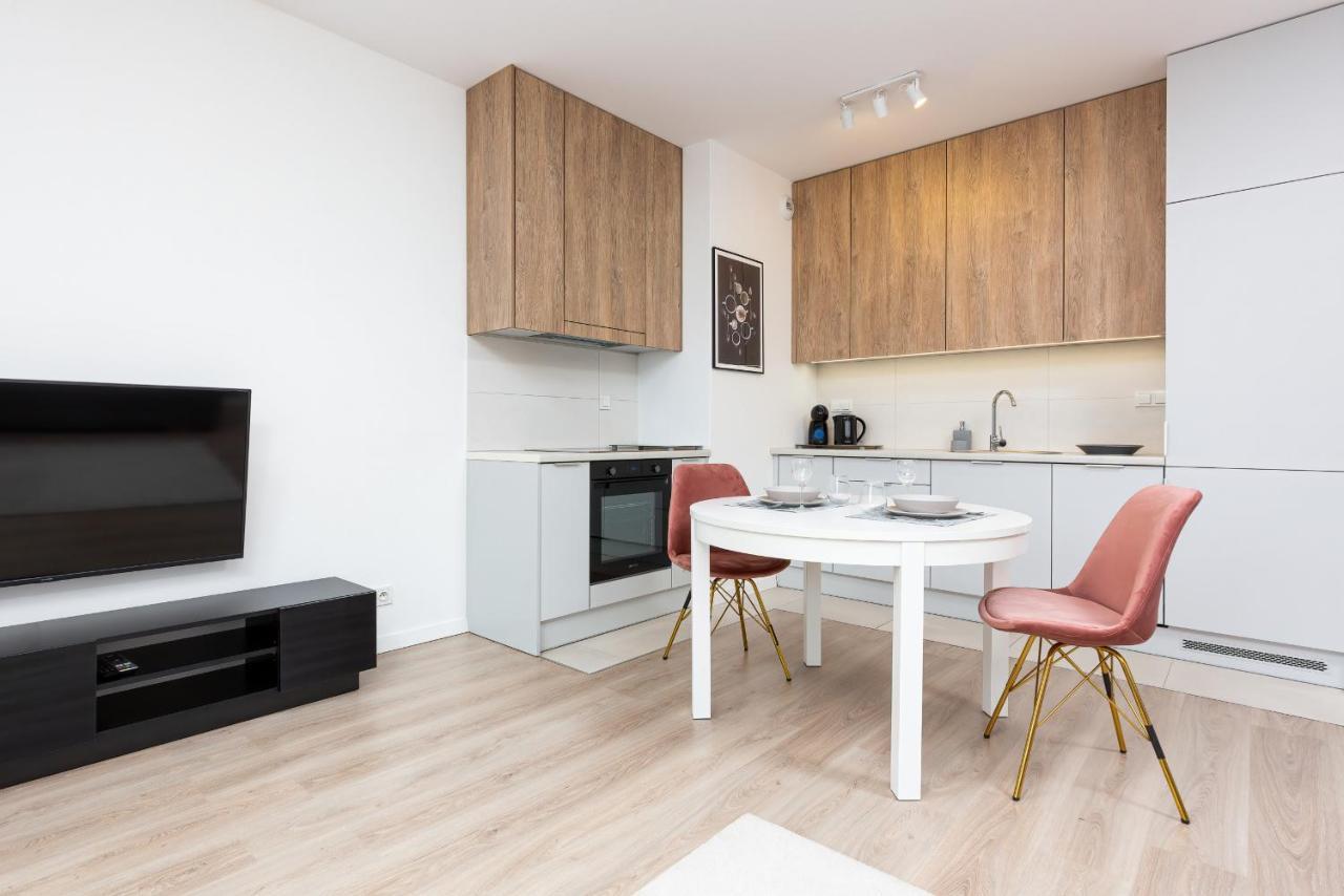 Metro Płocka Exquisite Apartment by Renters Warszawa Zewnętrze zdjęcie