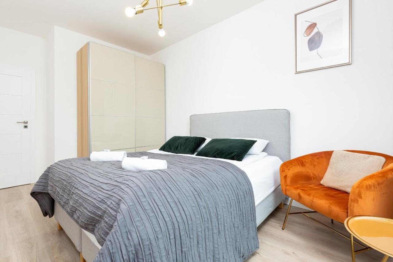 Metro Płocka Exquisite Apartment by Renters Warszawa Zewnętrze zdjęcie