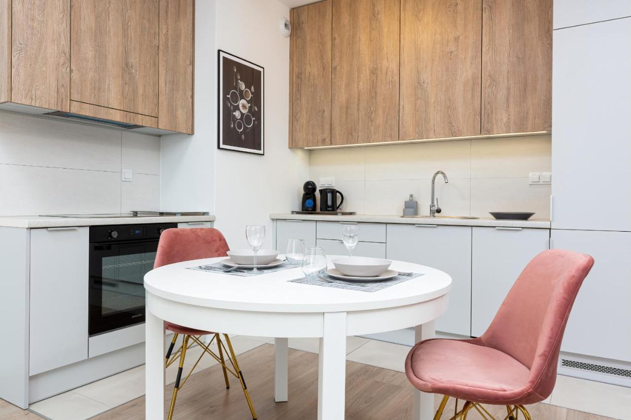 Metro Płocka Exquisite Apartment by Renters Warszawa Zewnętrze zdjęcie